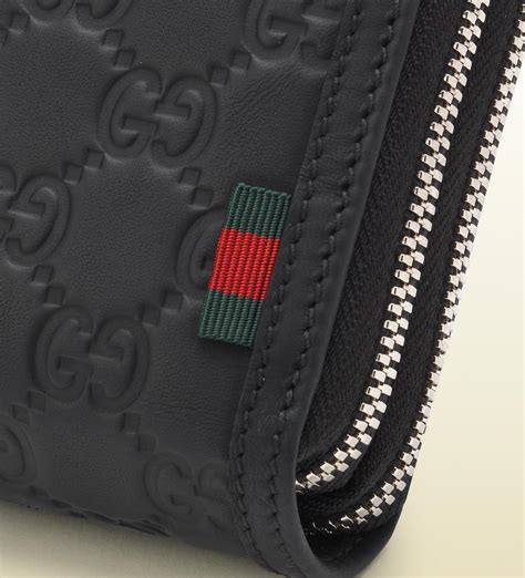 gucci guccissima mens wallet|gucci zipper wallet.